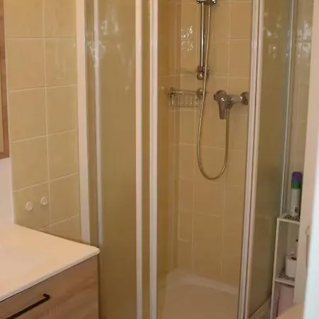 2p 6 Couchages, Terrasse - Fr-1-251-870 Apartment